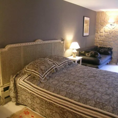 Hébergement de vacances Maison Familiale Au Calme Avec Piscine Et Animaux Admis - Fr-1-489-346 *